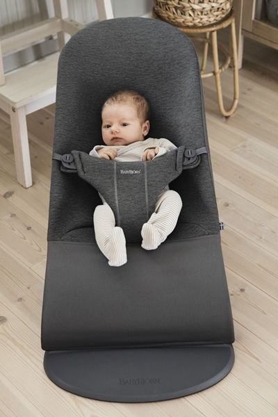 Кресло-шезлонг BabyBj&ouml;rn Bliss Charcoal Grey, 3D Jersey 006076A фото